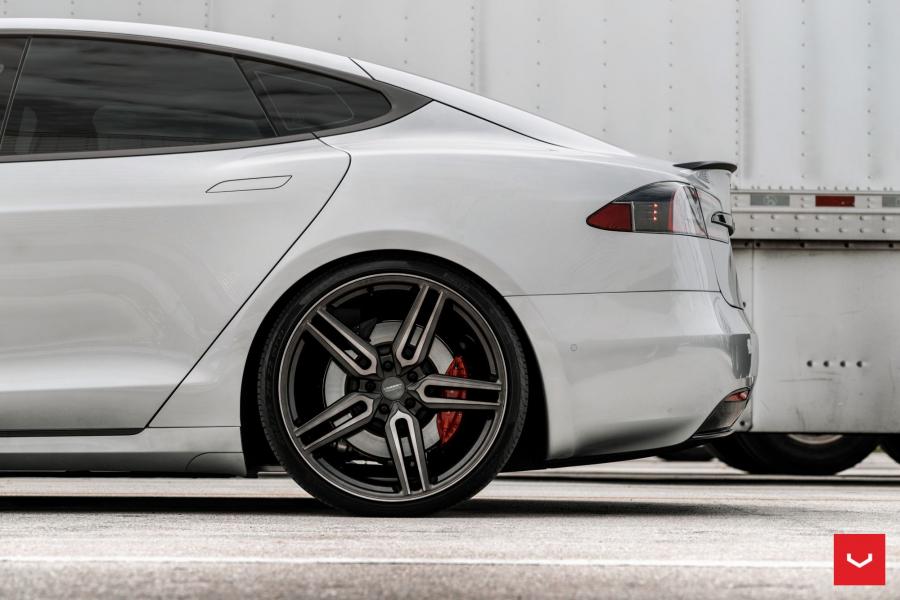 Детали экстерьера Tesla Model S On Vossen Wheels Hf 1 2018 года